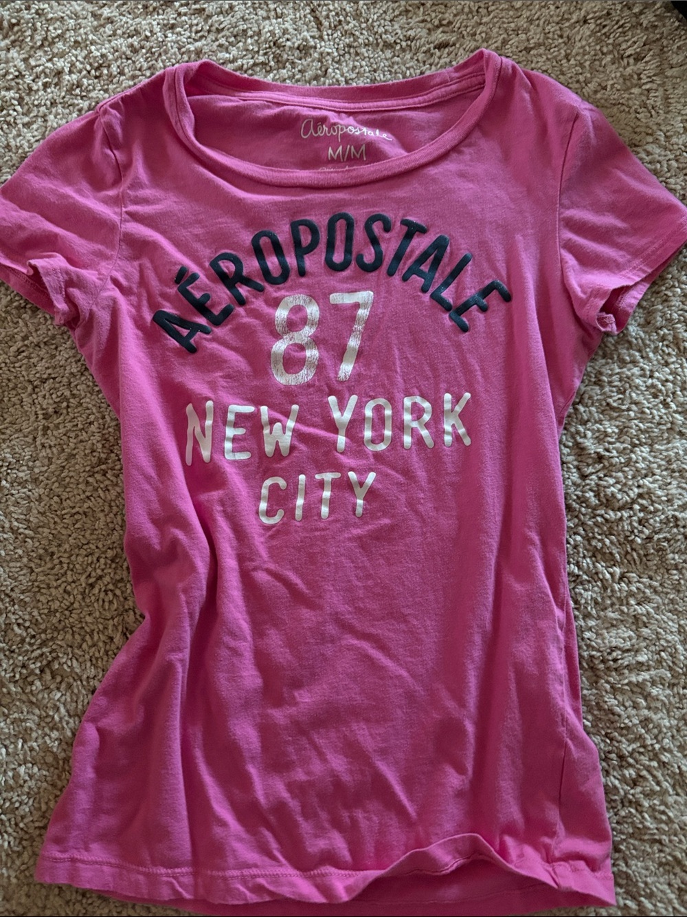 Aeropostale Pink '87 New York City Graphic Tee